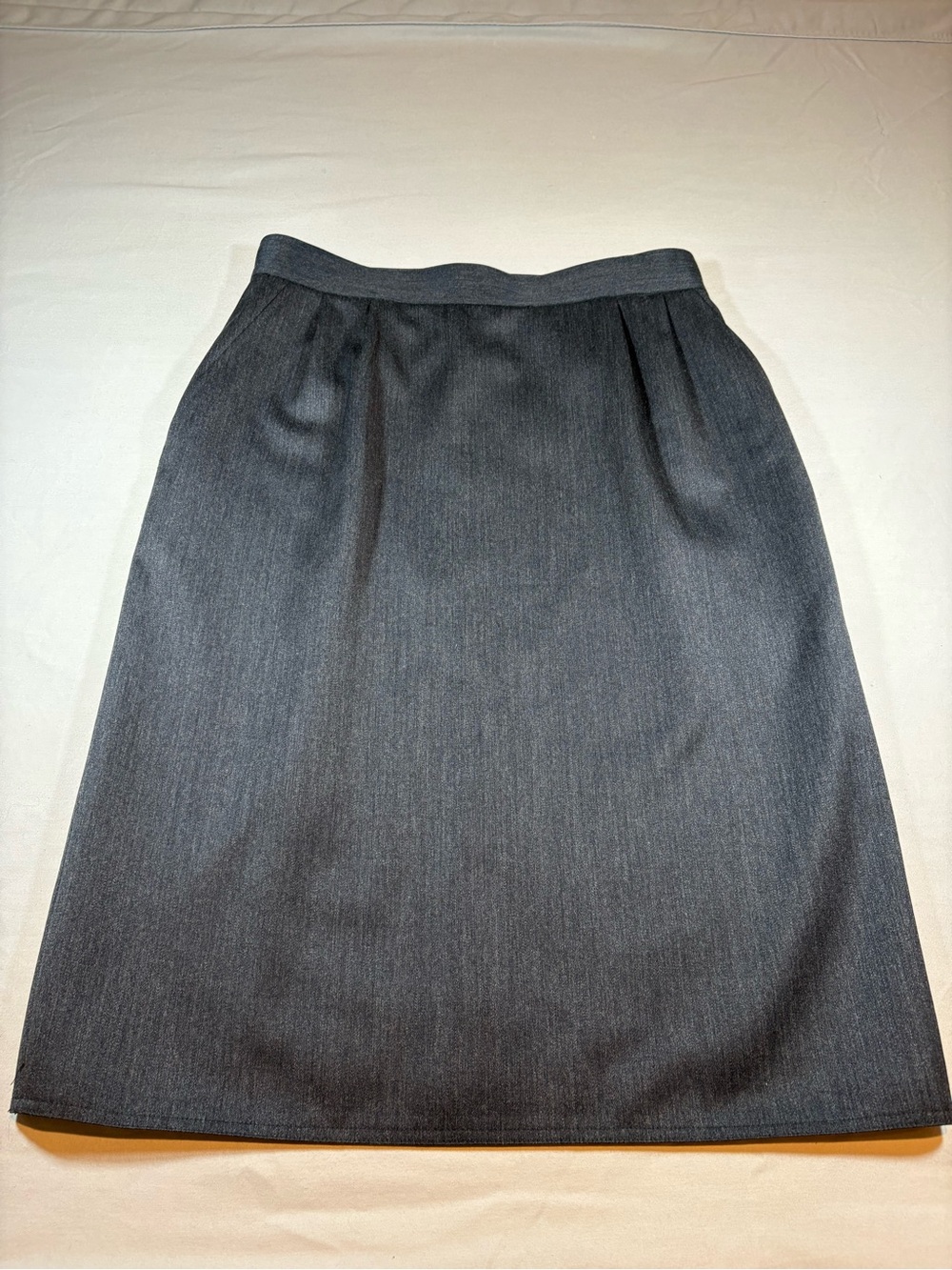 Vintage Harvé Benard Gray Tailored Pencil Skirt Size 14 Office Siren Corpcore